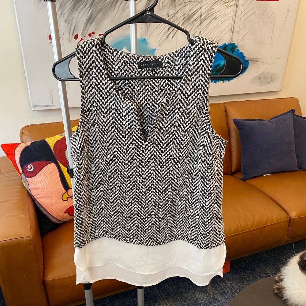 Anthropologie Sanctuaey brand sleeveless blouse